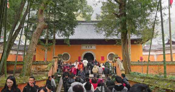 浙江台州国清寺天台山寺庙隋代古刹游客人流