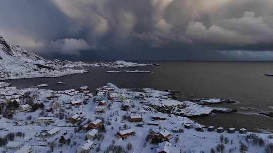 挪威罗弗敦群岛北极圈雷纳冬季雪景高空航拍