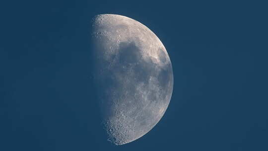 超大月亮月球月牙半月