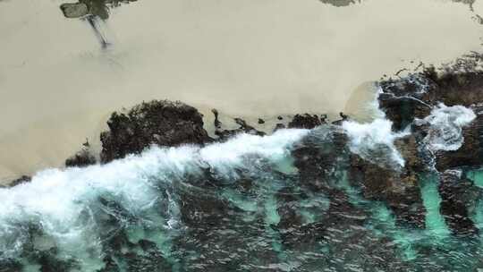 4K航拍佩尼达岛钻石沙滩破碎沙滩