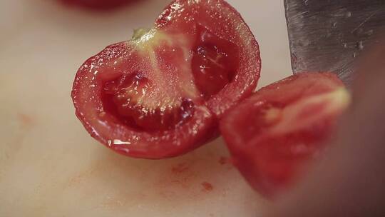 【镜头合集】烫西红柿去皮切块视频素材模板下载