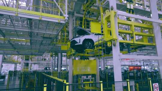 电动汽车工业工厂车间 自动化生产