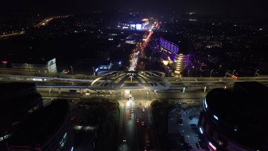 青岛市城阳区黑龙江路立交桥车流夜间航拍视频素材模板下载