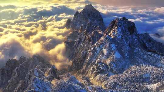 黄山绝美雪景日出云海