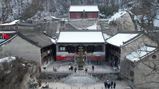 初春的西安钟南山南五台——观音台