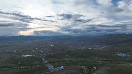 理塘草原高原壮丽山川航拍