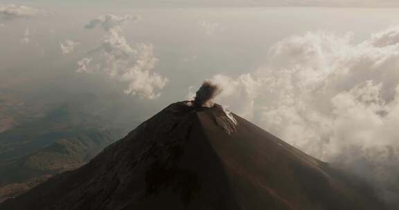 火山，烟雾，危地马拉，火地岛