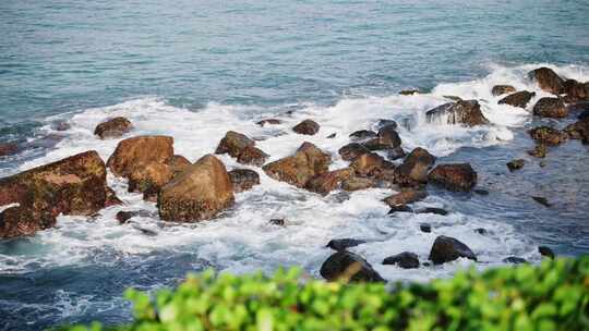 海，波浪，岩石，飞溅