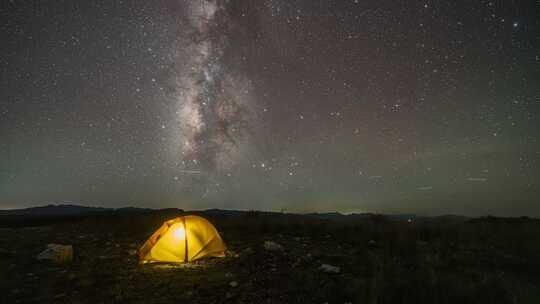 神农架户外露营星空银河延时