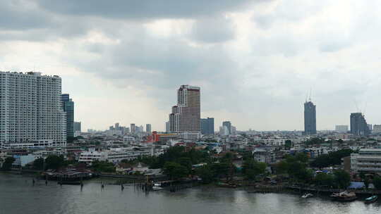 城市与运河风景