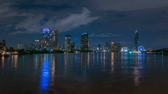 临海城市夜晚景观