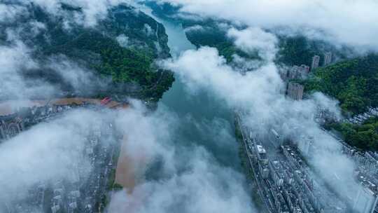 建德新安江泄洪水流云海航拍延时