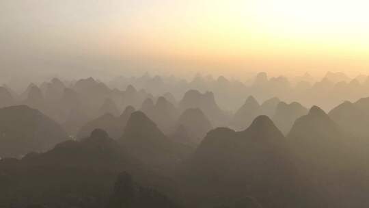 桂林山水阳朔航拍水墨画