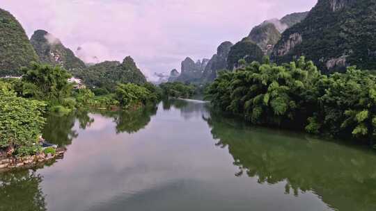 航拍视角下的田园山川风景