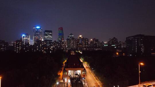 上海长宁区龙之梦大酒店夜景航拍视频素材模板下载