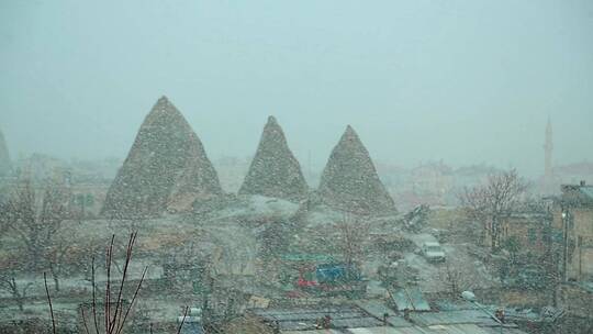 风雪交加的格雷梅