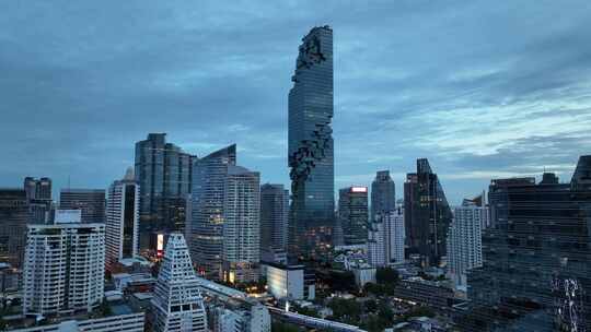 航拍泰国曼谷像素大厦城市高楼建筑夜景风光