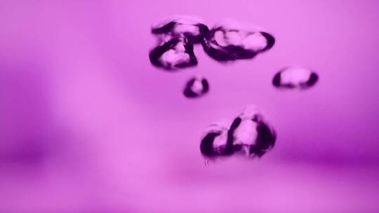 美妆气泡向上漂浮紫色