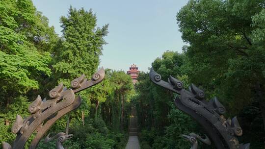 武汉东湖风景区，楚天台直推上升镜头