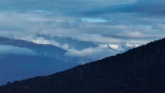 梅里雪山