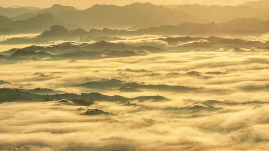 安徽黄山休宁徽州地区日出晨雾风光