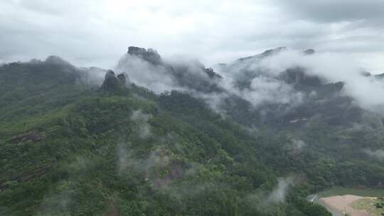 航拍武夷山风景区国家森林公园丹霞地貌风光