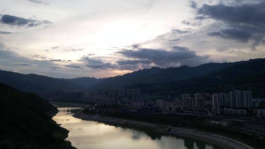 城市晚霞风光航拍延时（重庆奉节县风陵渡）