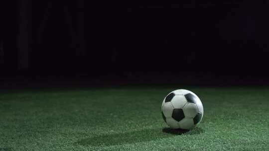足球运动 足球运动员射门 踢视频素材模板下载