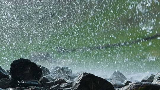 大雨倾盆视频素材模板下载