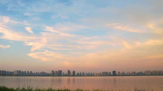 杭州钱塘江日落晚霞天空风景航拍