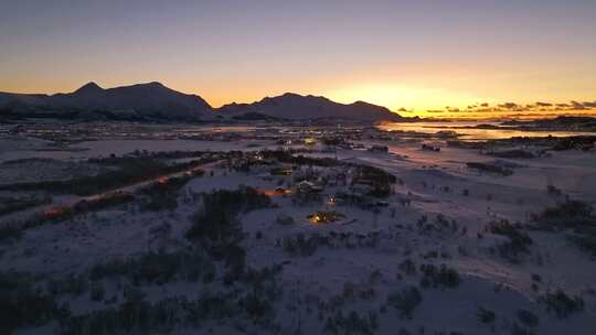 挪威罗弗敦群岛北极圈雷纳冬季雪景高空航拍