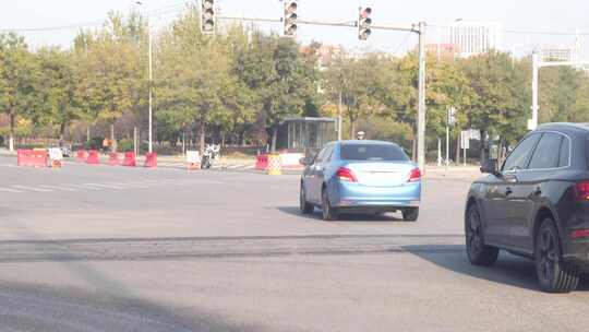 汽车 轿车 马路 道路 车流 交通