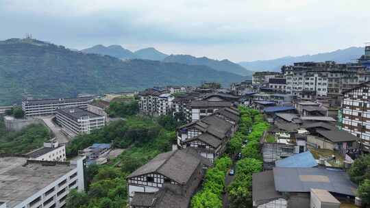 航拍贵州遵义仁怀茅赤水河畔茅台镇风光