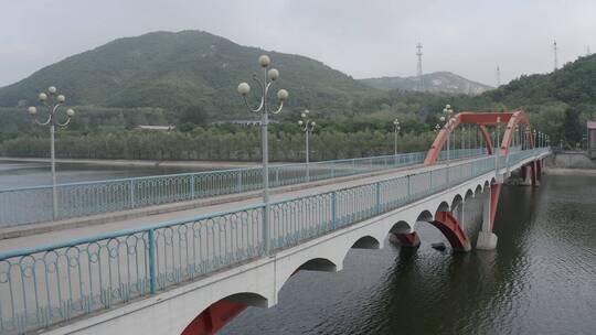 水库水坝防洪坝周边景色