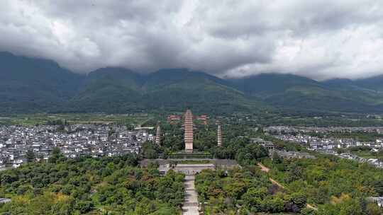 云南大理崇圣寺三塔