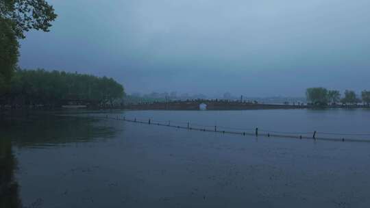 杭州西湖烟雨 地面镜头