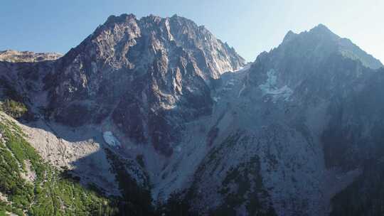 科尔查克湖，山，湖，树