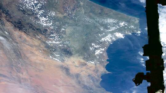 空间站看到的摩洛哥和阿尔博兰海