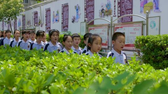 小学初中课堂体育音乐课间操班级课堂读书