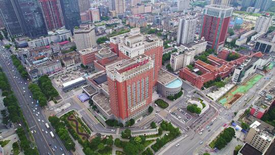 鸟瞰中南大学湘雅医院航拍视频素材模板下载