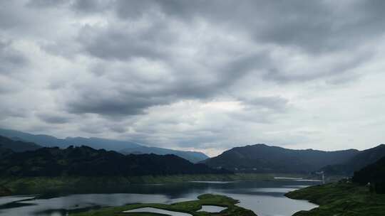 雅女湖 绿水青山 风景 山水 山河 壮丽