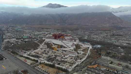 拉萨布达拉宫航拍全景