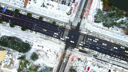 雪后城市航拍 十字路口航拍雪景