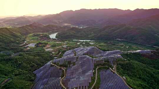 山顶太阳能 光伏基地