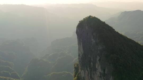 4k航拍山村晚霞