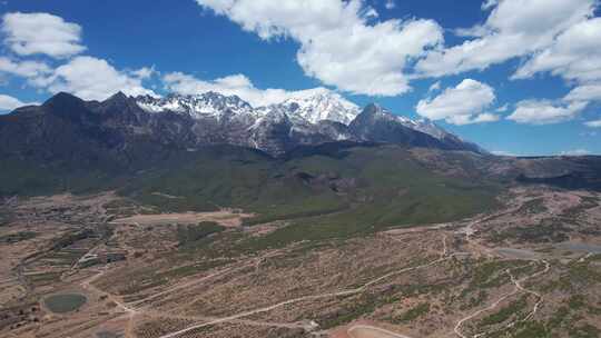 丽江玉龙雪山航拍