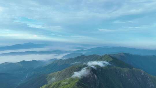 大气山峰森林航拍山川云海山脉壮丽山河风光