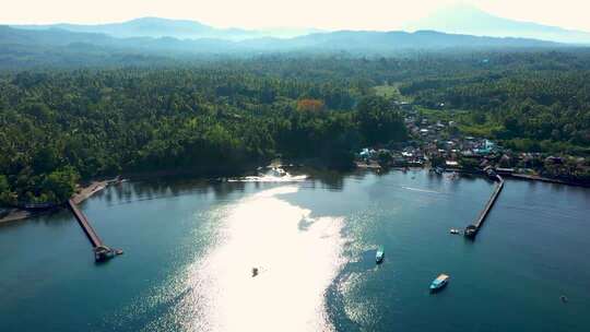 印尼美娜多海岛潜水胜地游船码头航拍全景