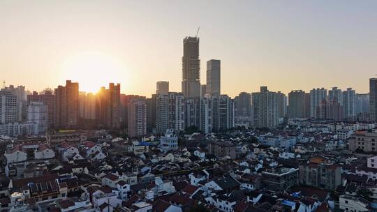上海老西门弄堂与陆家嘴金融中心日出航拍