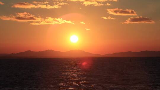 威海高区西海岸的海上日落延时4K